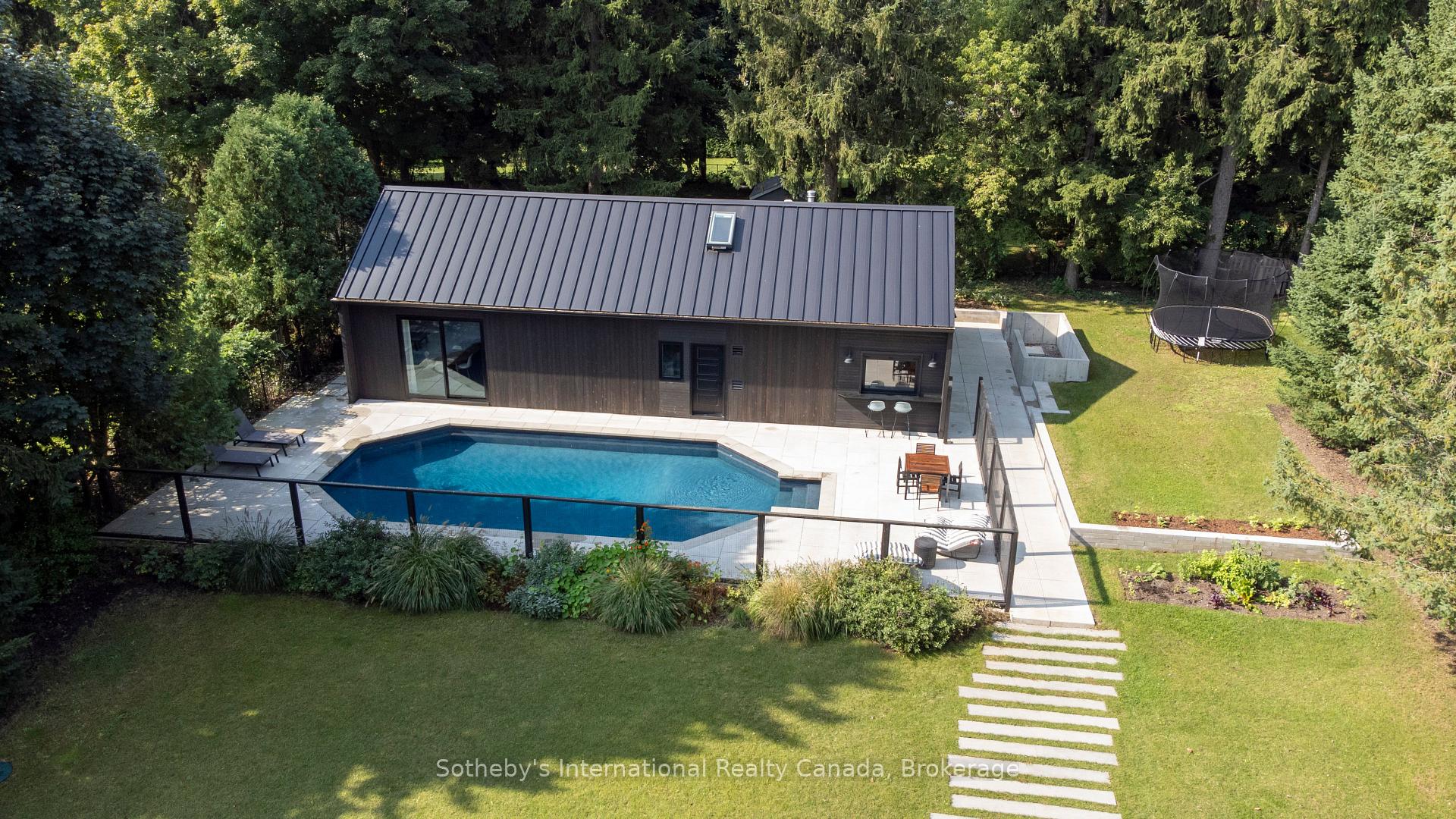 Photo 35 of 3 Forest Avenue, Hamilton, Greensville — HOMEH