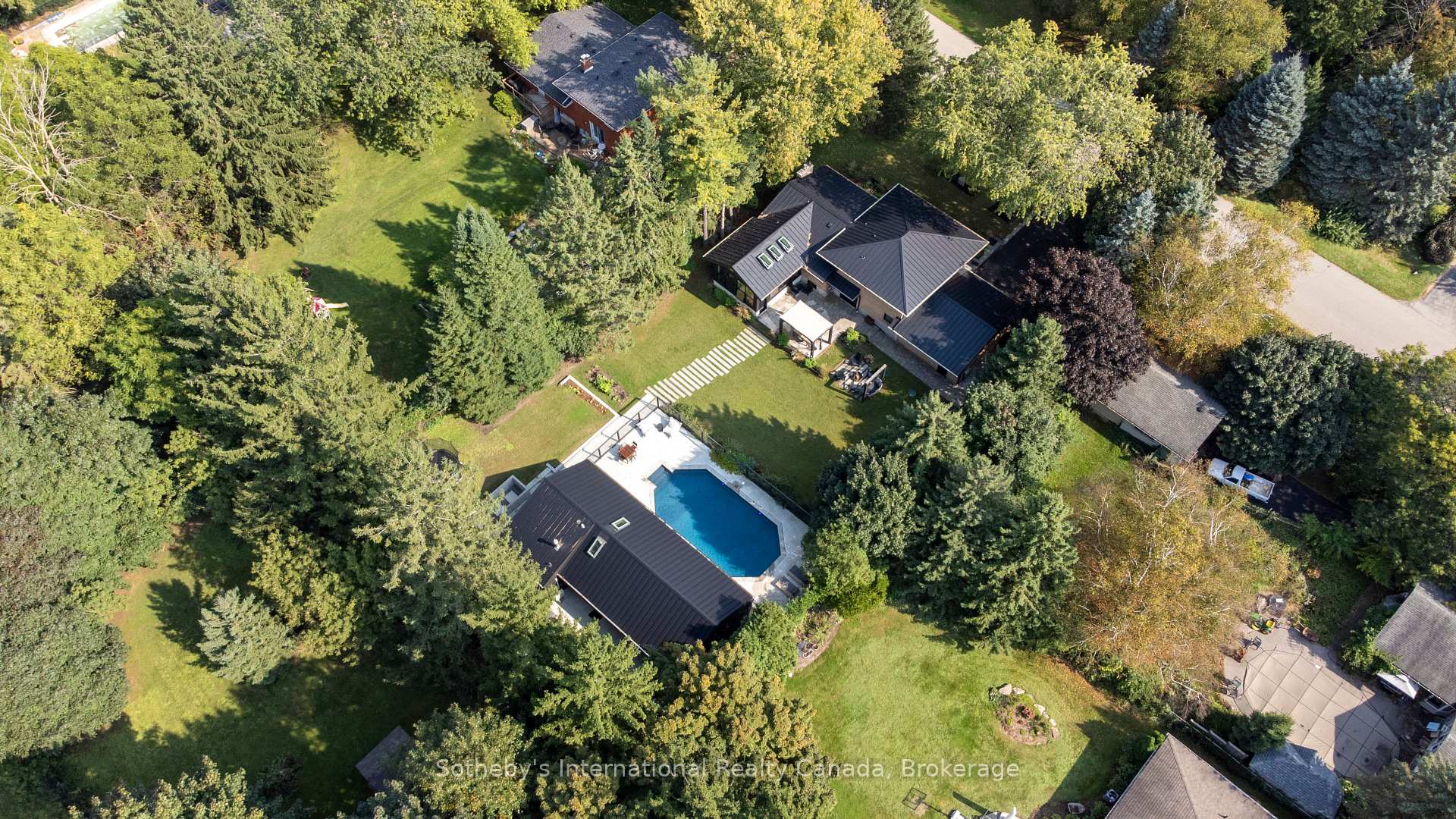 Photo 34 of 3 Forest Avenue, Hamilton, Greensville — HOMEH