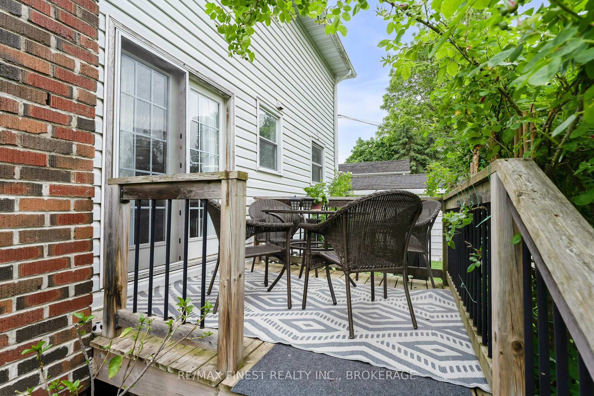 Photo 4 of 189 Hawthorne Avenue, Kingston, West of Sir John A. Blvd — HOMEH
