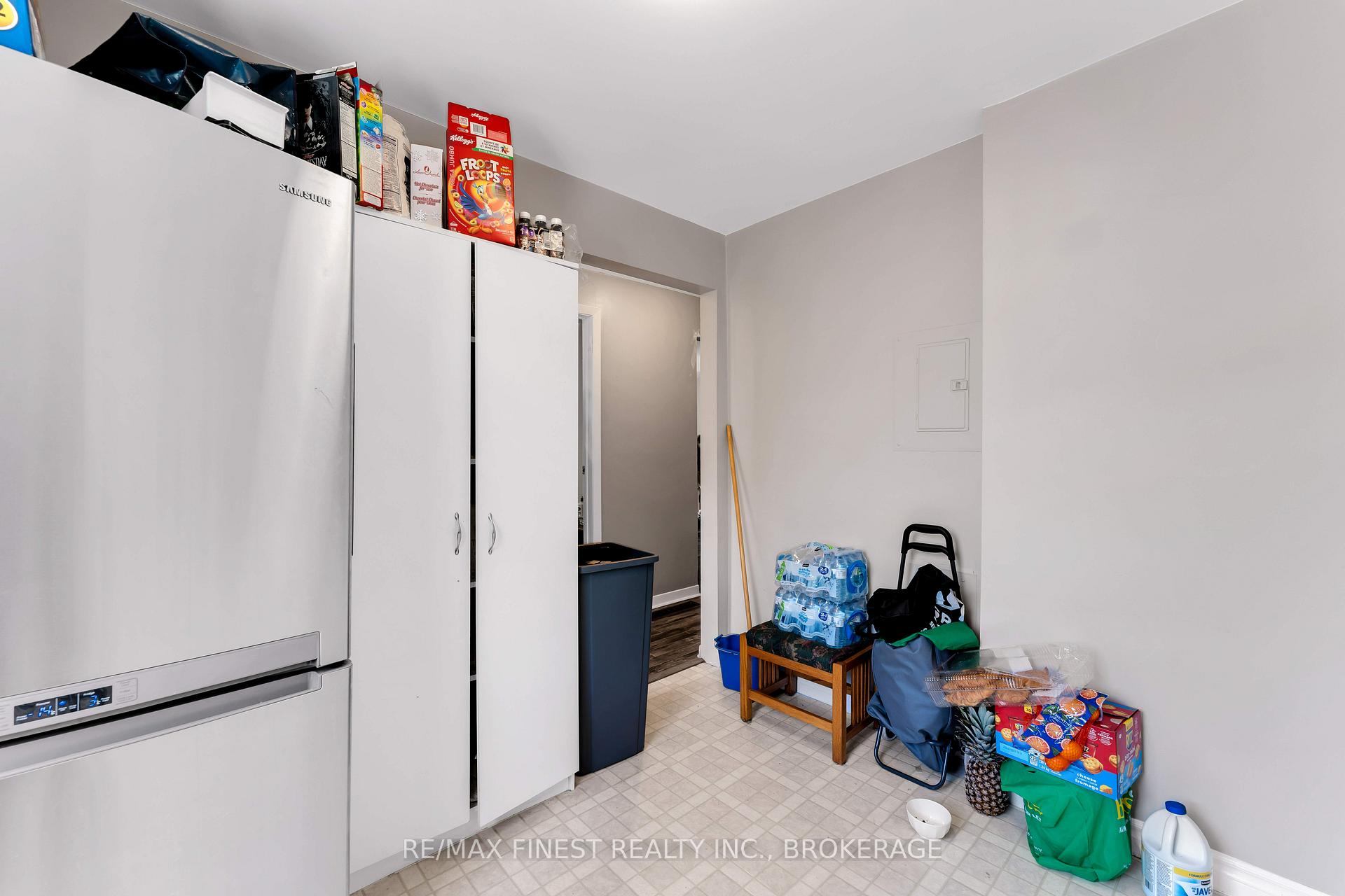 Photo 5 of 189 Hawthorne Avenue, Kingston, West of Sir John A. Blvd — HOMEH