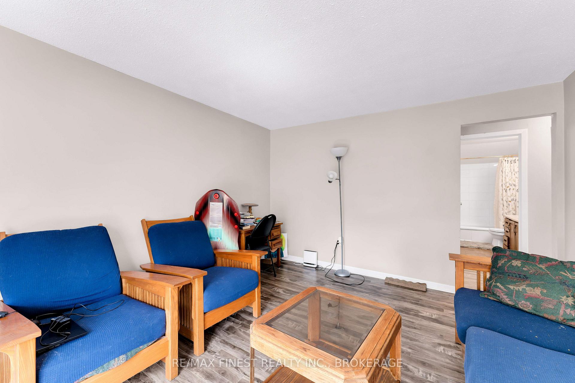Photo 20 of 189 Hawthorne Avenue, Kingston, West of Sir John A. Blvd — HOMEH