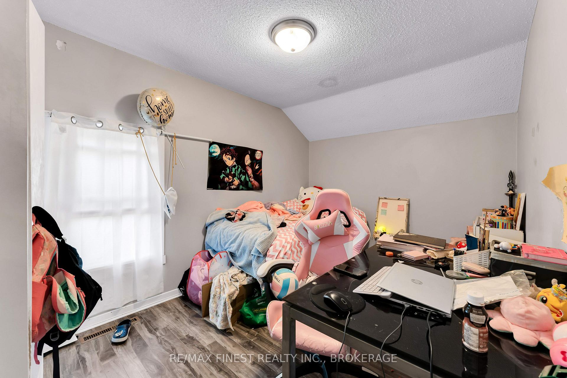 Photo 17 of 189 Hawthorne Avenue, Kingston, West of Sir John A. Blvd — HOMEH