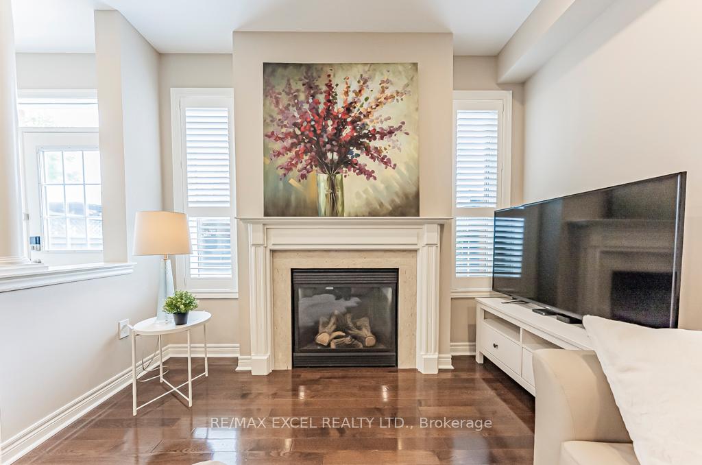 Photo 18 of 161 Hazelton Avenue, Markham, Victoria Manor-Jennings Gate — HOMEH