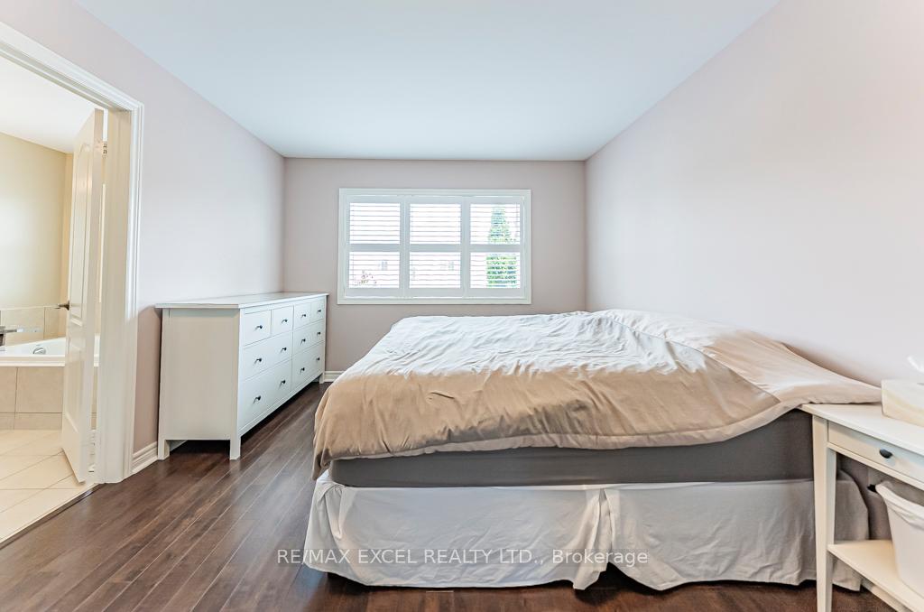 Photo 19 of 161 Hazelton Avenue, Markham, Victoria Manor-Jennings Gate — HOMEH
