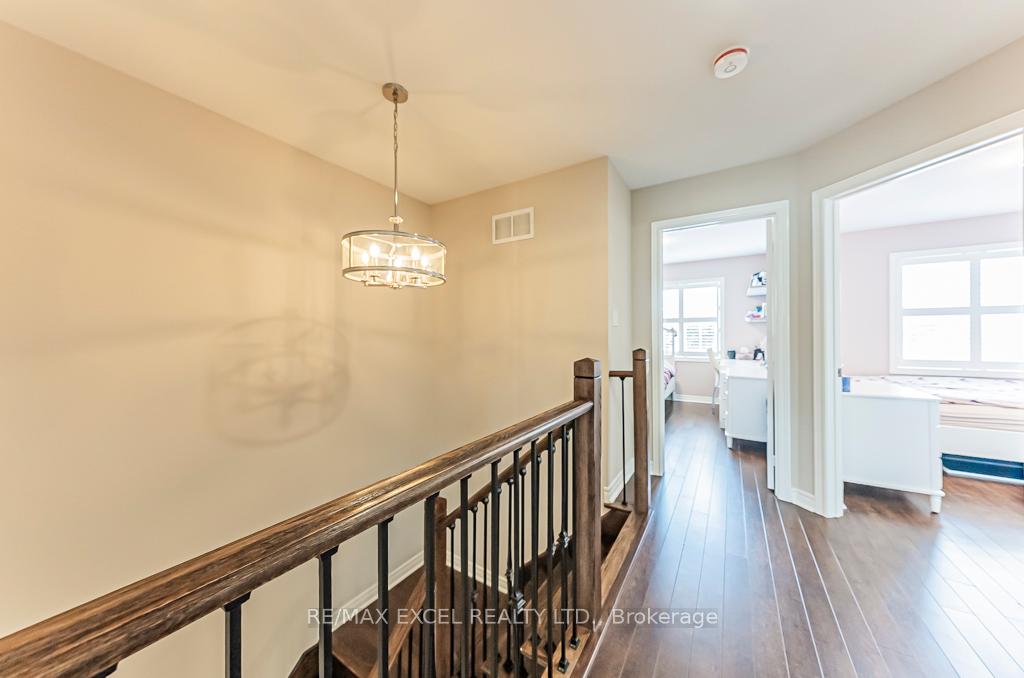 Photo 42 of 161 Hazelton Avenue, Markham, Victoria Manor-Jennings Gate — HOMEH