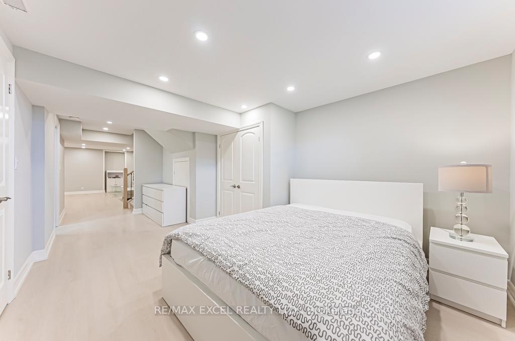 Photo 26 of 161 Hazelton Avenue, Markham, Victoria Manor-Jennings Gate — HOMEH