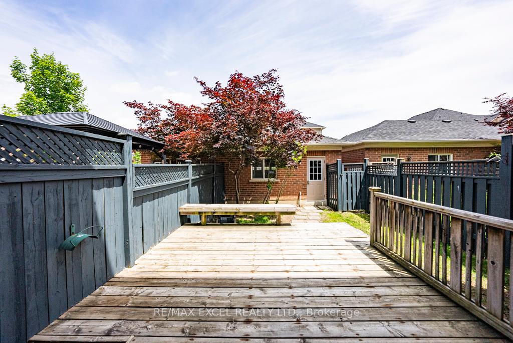 Photo 34 of 161 Hazelton Avenue, Markham, Victoria Manor-Jennings Gate — HOMEH