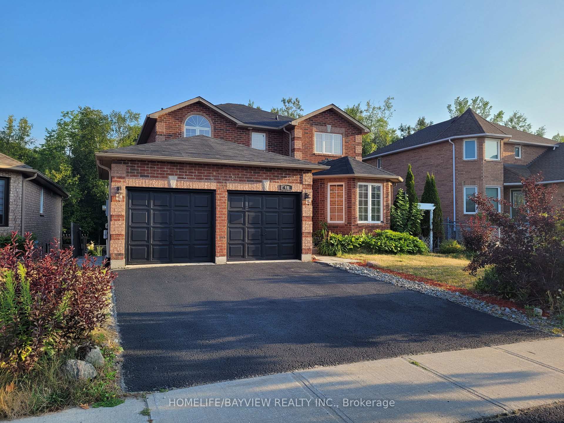 Photo 1 of 44 Thicketwood Avenue, Barrie, Painswick South — HOMEH