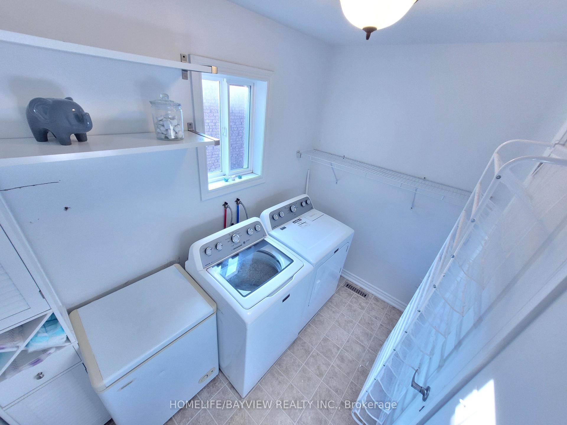 Photo 33 of 44 Thicketwood Avenue, Barrie, Painswick South — HOMEH