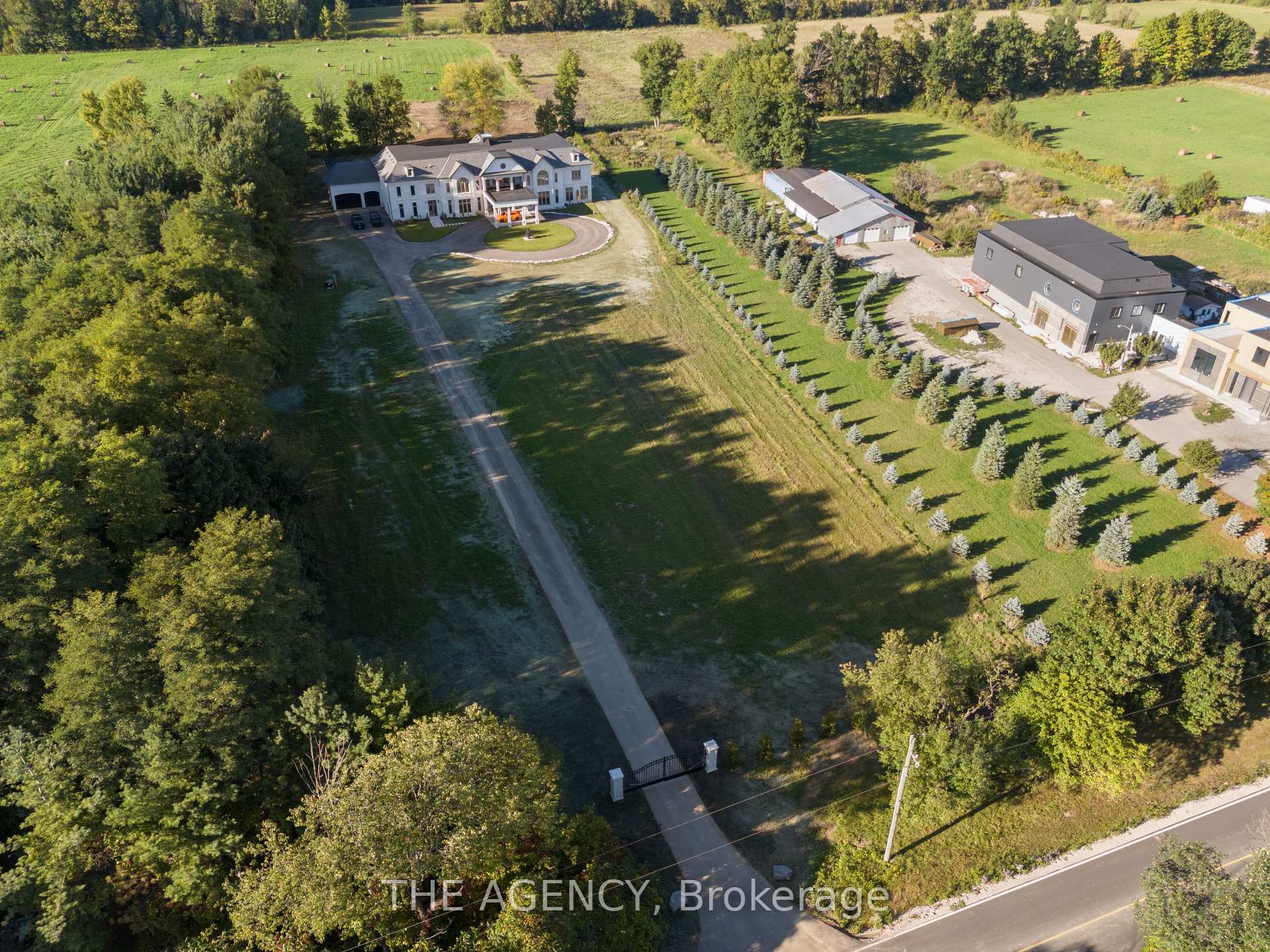 Photo 5 of 3310 18th Sideroad, King, Rural King — HOMEH