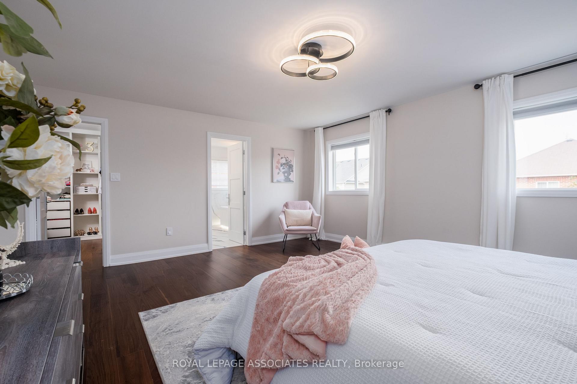 Photo 28 of 5 Rockland Crescent, Whitby, Brooklin — HOMEH