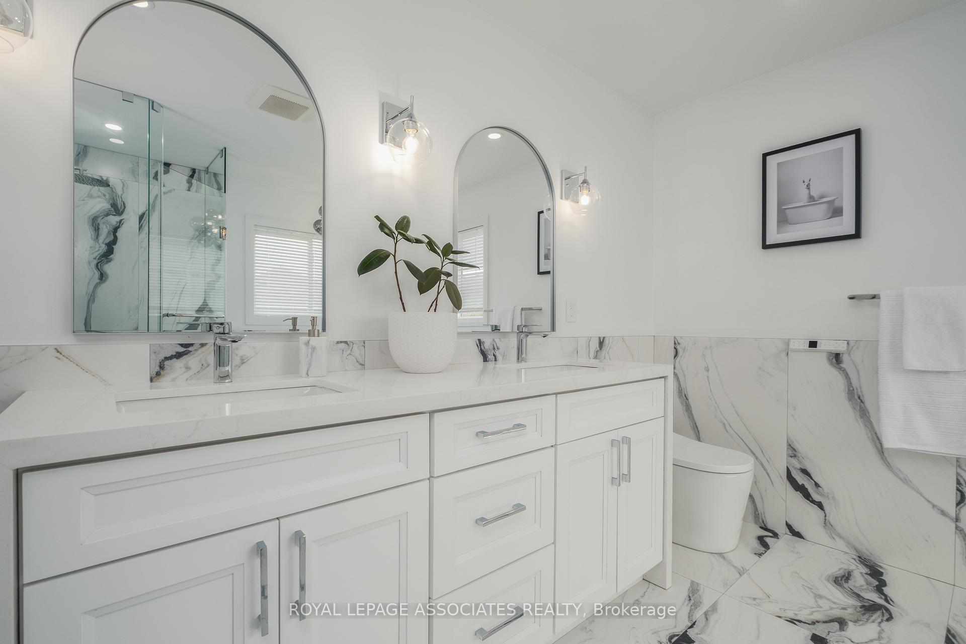 Photo 25 of 5 Rockland Crescent, Whitby, Brooklin — HOMEH