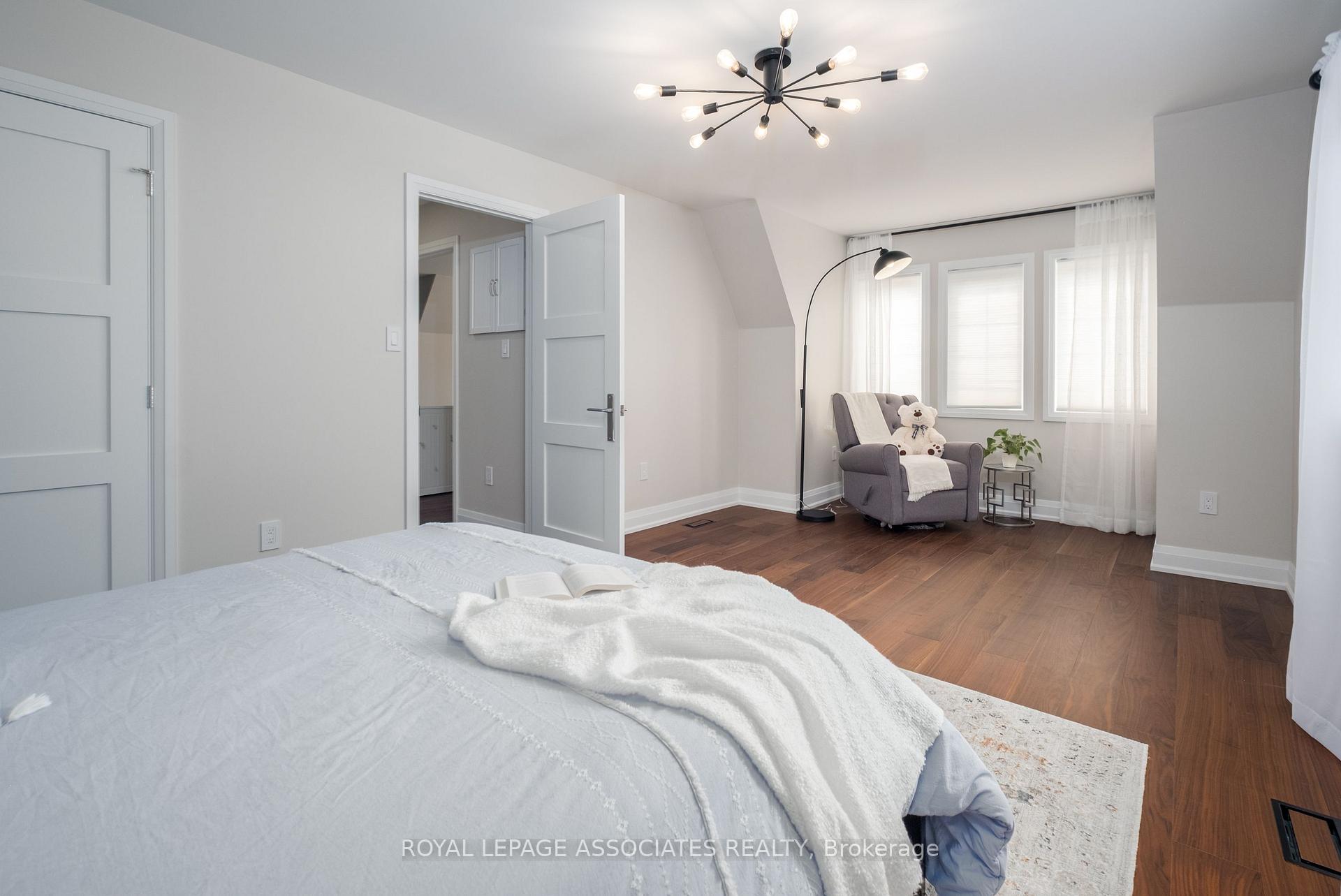Photo 47 of 5 Rockland Crescent, Whitby, Brooklin — HOMEH