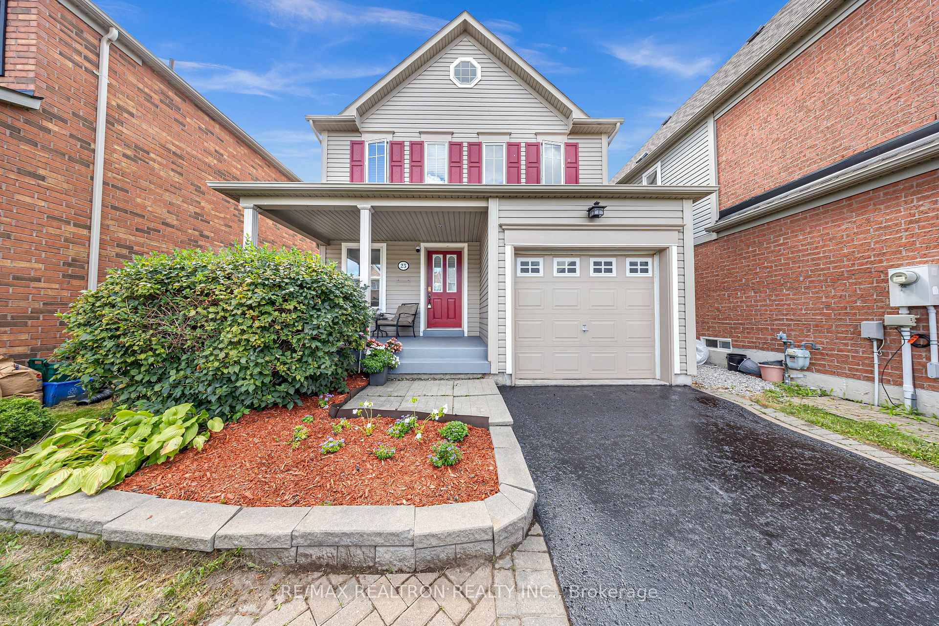 Front of 25 Cranston Avenue