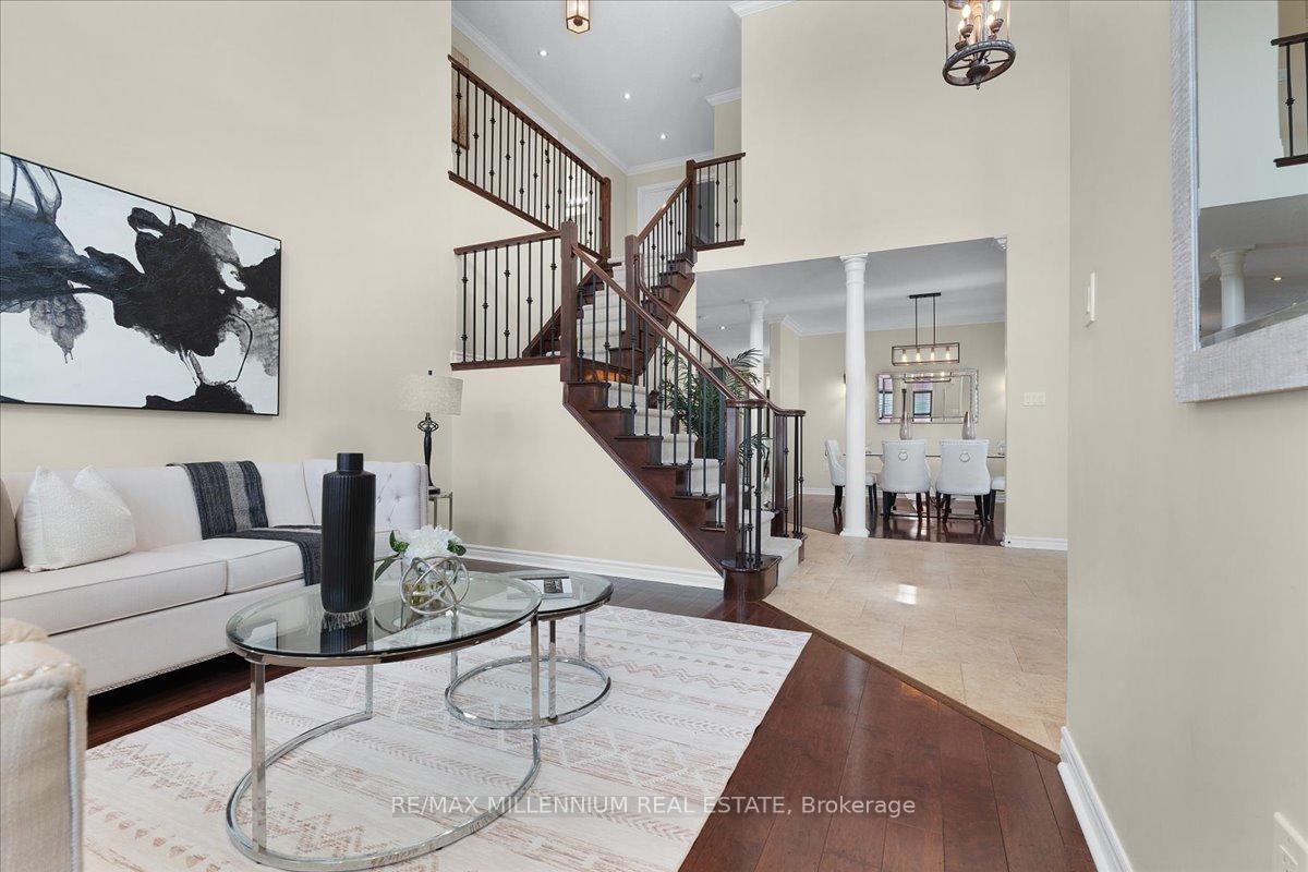 Photo 10 of 3 Prince Williams Way, Barrie, Innis-Shore — HOMEH