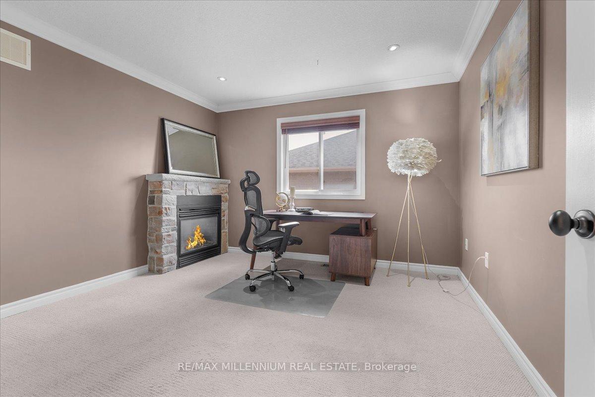 Photo 35 of 3 Prince Williams Way, Barrie, Innis-Shore — HOMEH