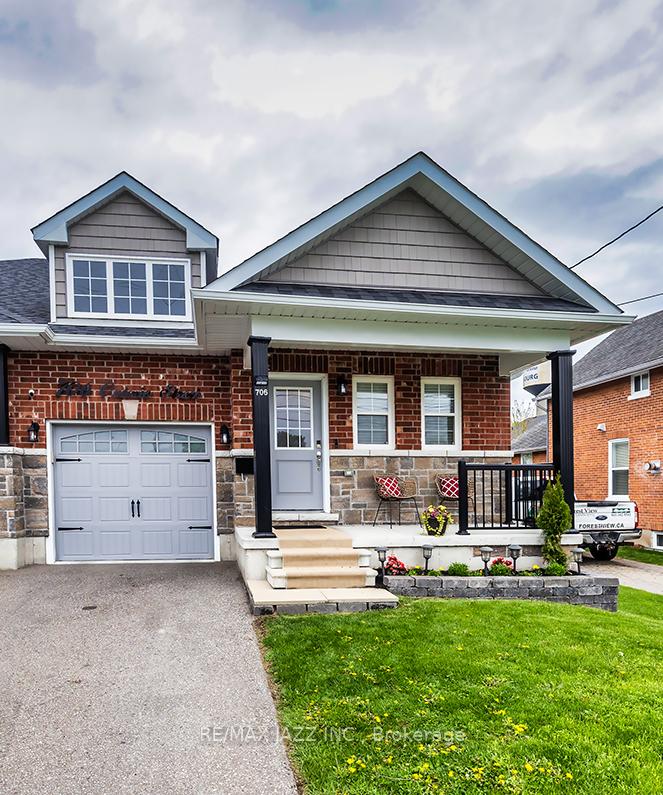 Front of 706 Ontario Street