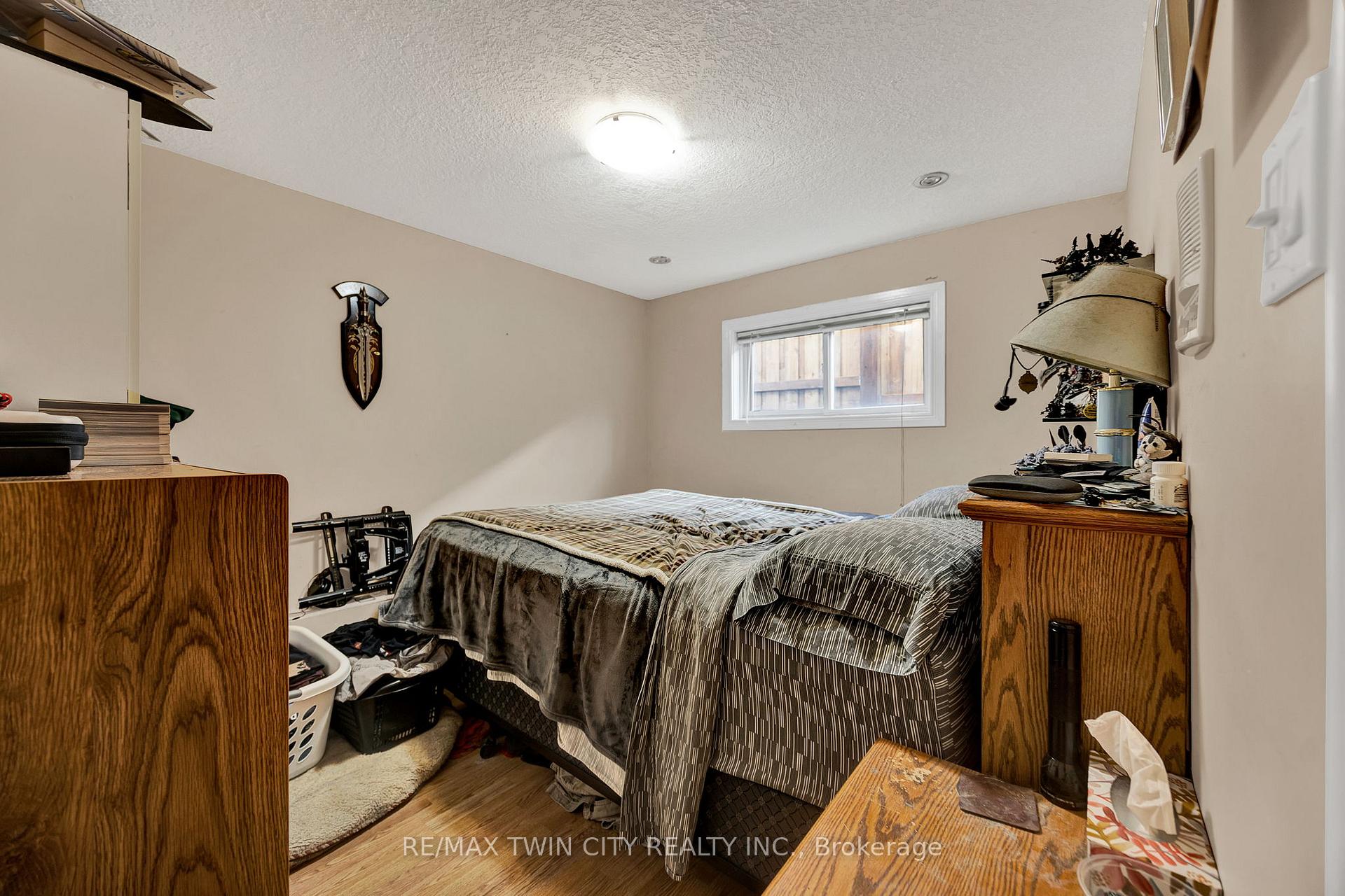 Photo 22 of 219 Sixth Avenue, Kitchener — HOMEH