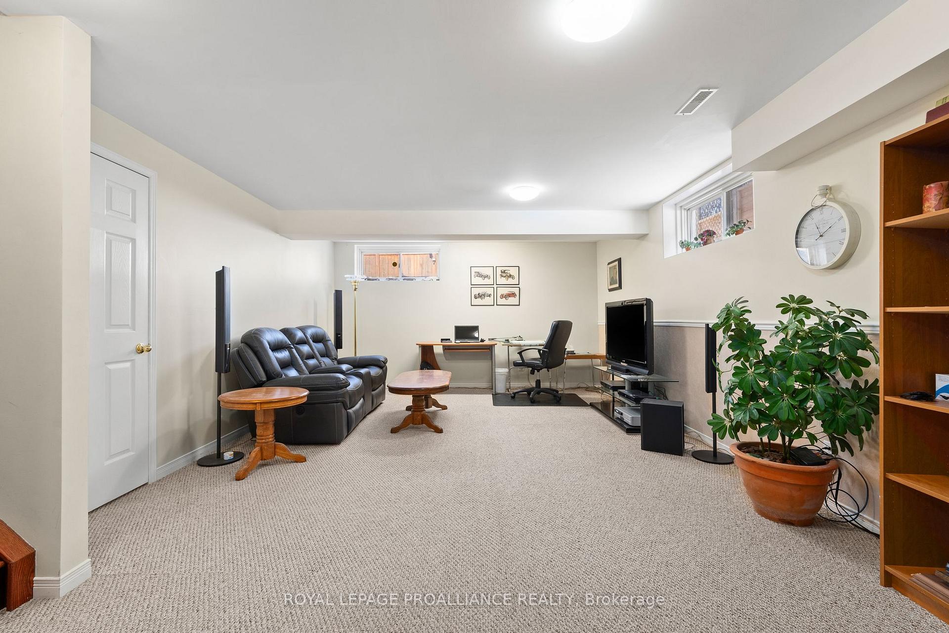 Photo 11 of 24 Hickory Grove, Belleville, Belleville Ward — HOMEH