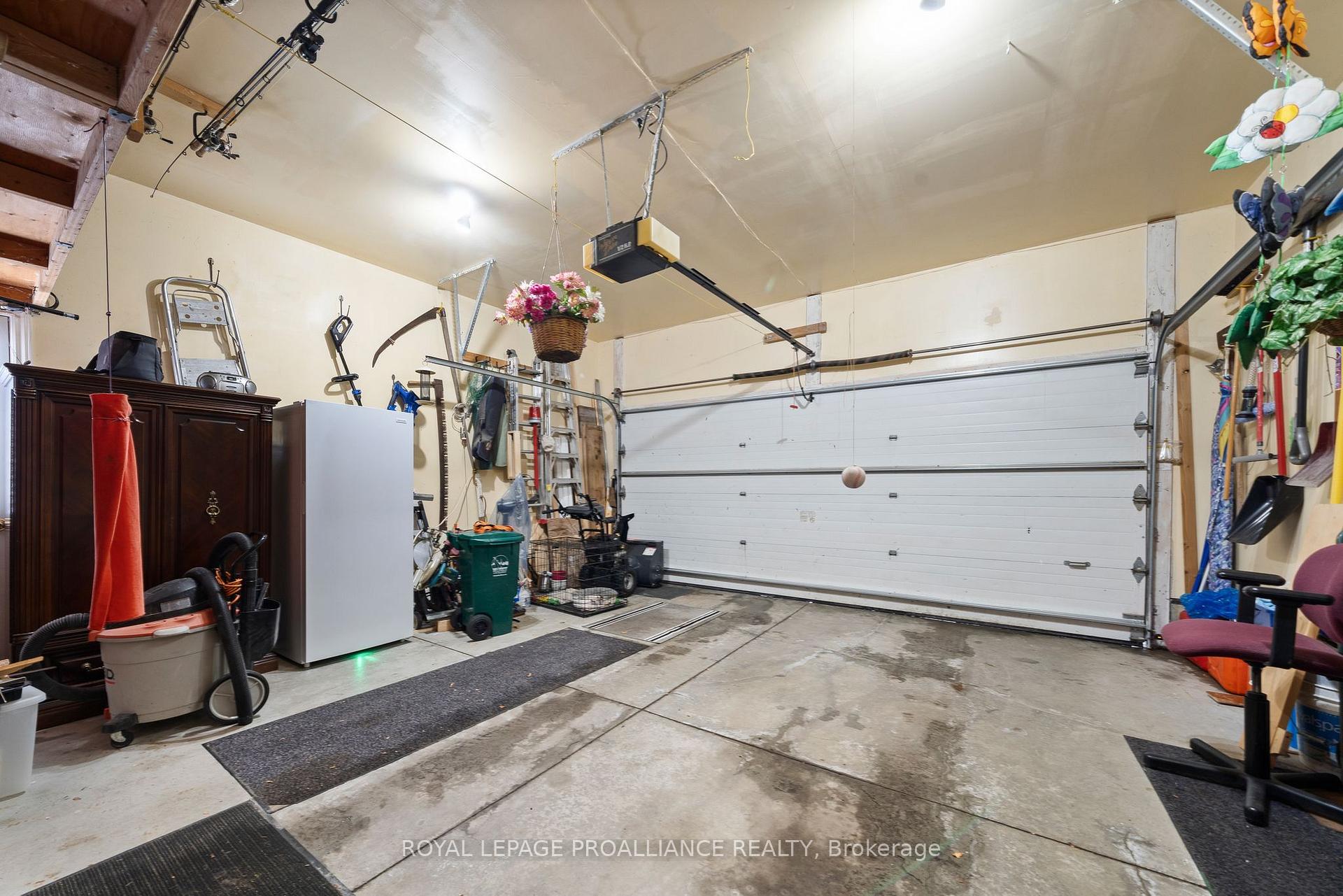 Photo 22 of 24 Hickory Grove, Belleville, Belleville Ward — HOMEH