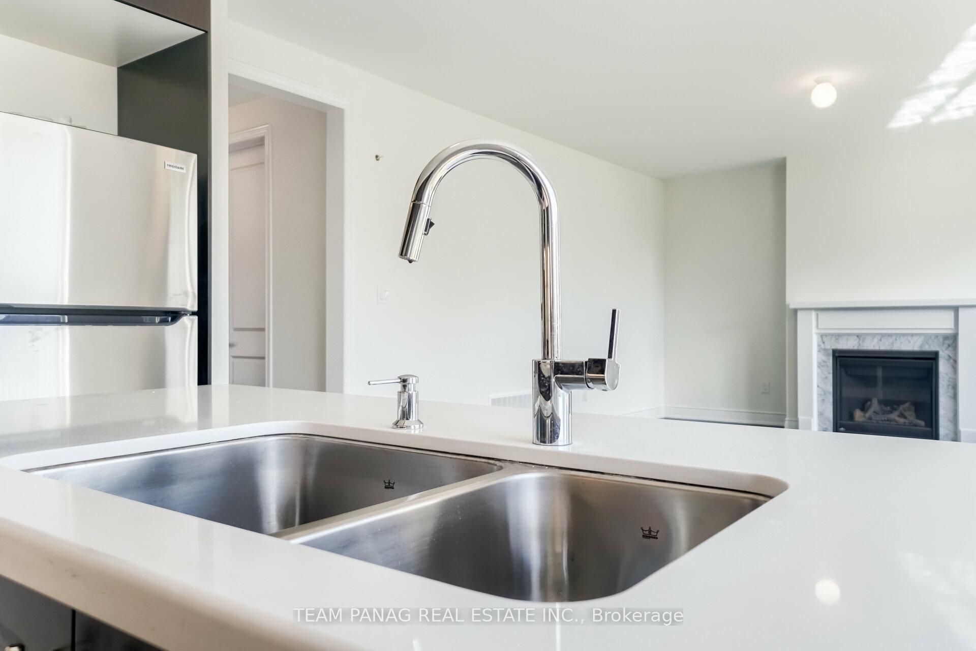 Photo 14 of 27 Valleyway Drive, Brampton, Credit Valley — HOMEH