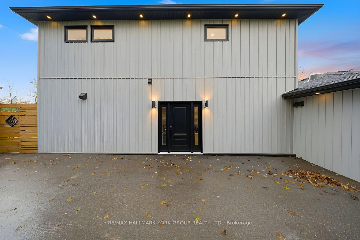 Photo 14 of 501 Bay Street, Brock, Beaverton — HOMEH