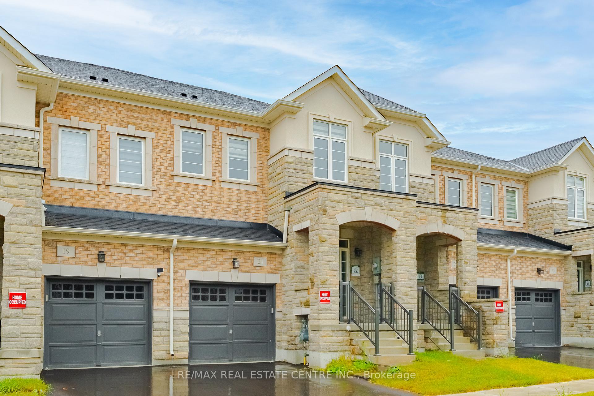 Front of 21 Gledhill Crescent