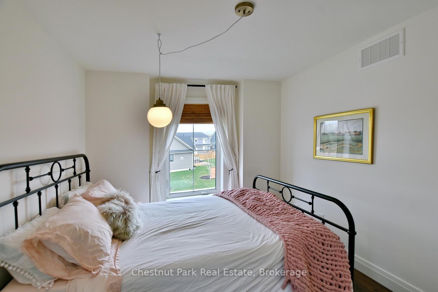 Photo 32 of 146 Red Pine Street, Blue Mountains — HOMEH