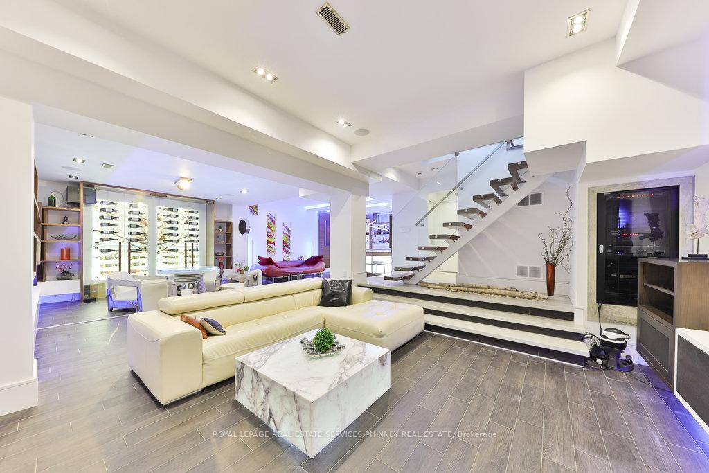 Photo 37 of 622 Kozel Court, Mississauga, Rathwood — HOMEH