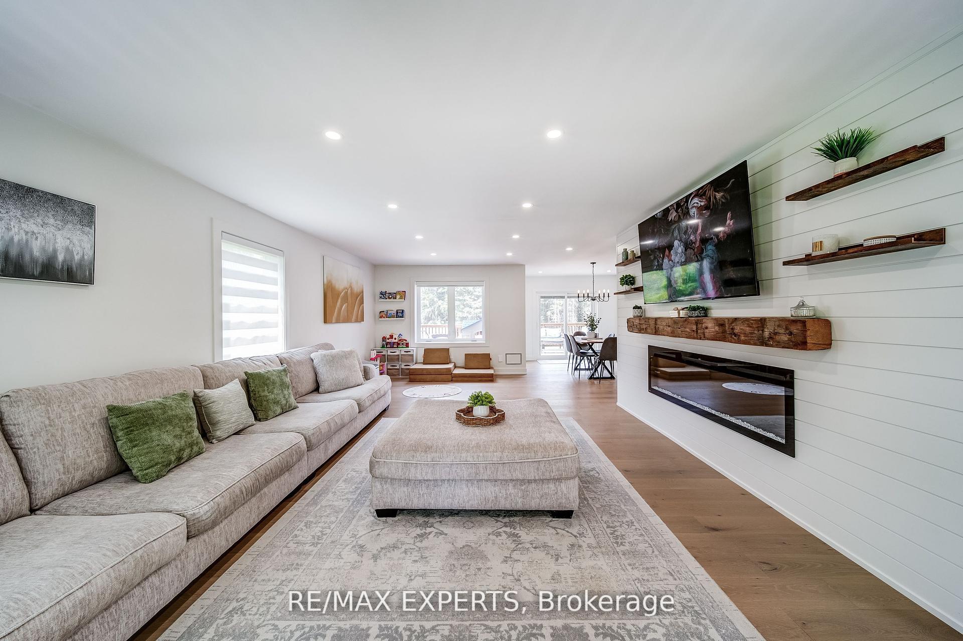 Photo 23 of 6122 3rd Line, New Tecumseth, Tottenham — HOMEH