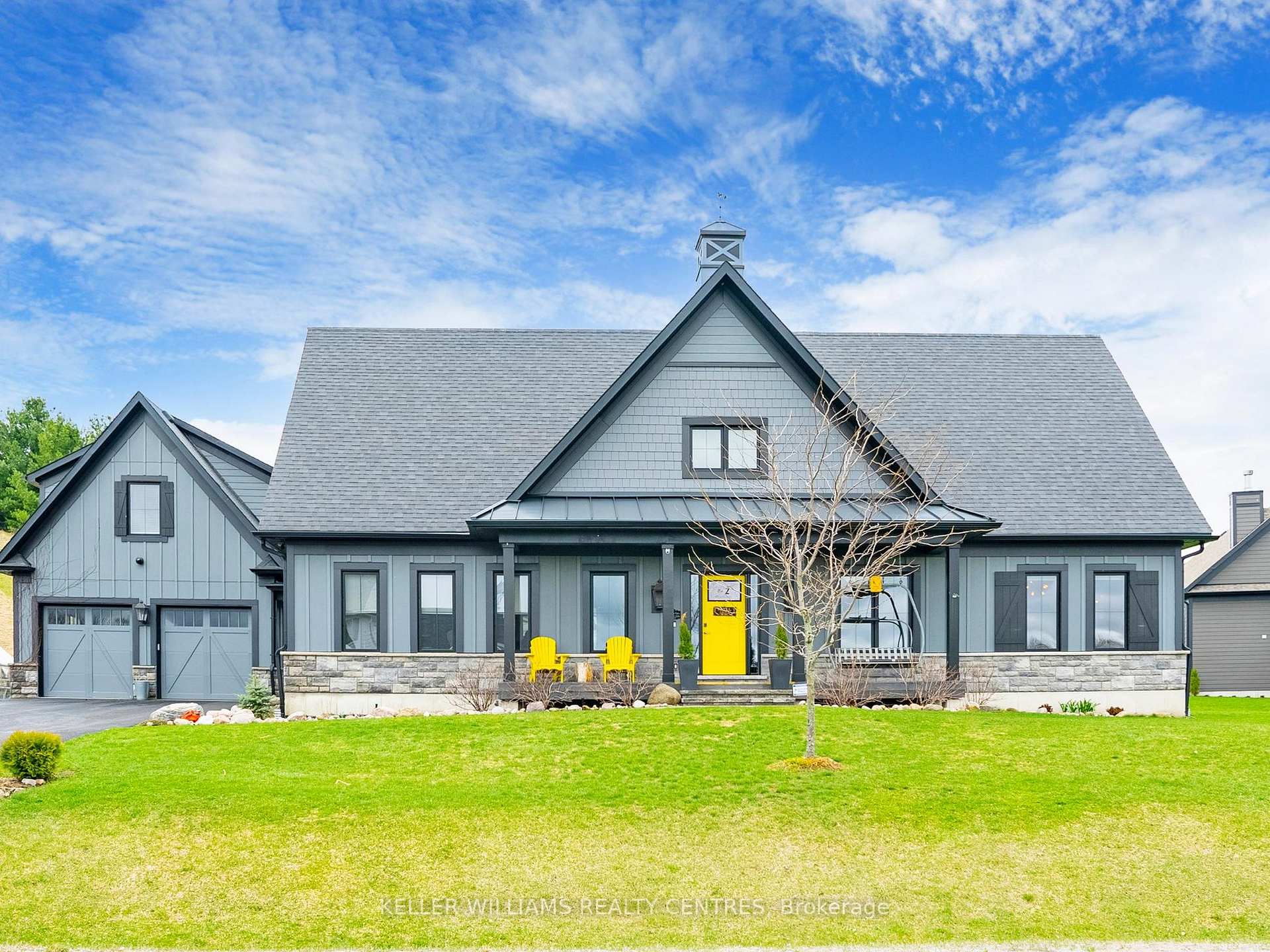 Front of 2 Thoroughbred Drive