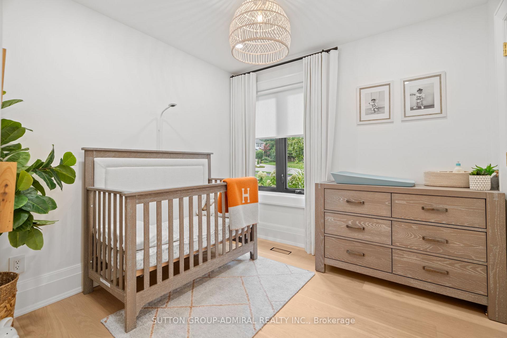 Photo 23 of 46 Munshaw Court, King, Pottageville — HOMEH
