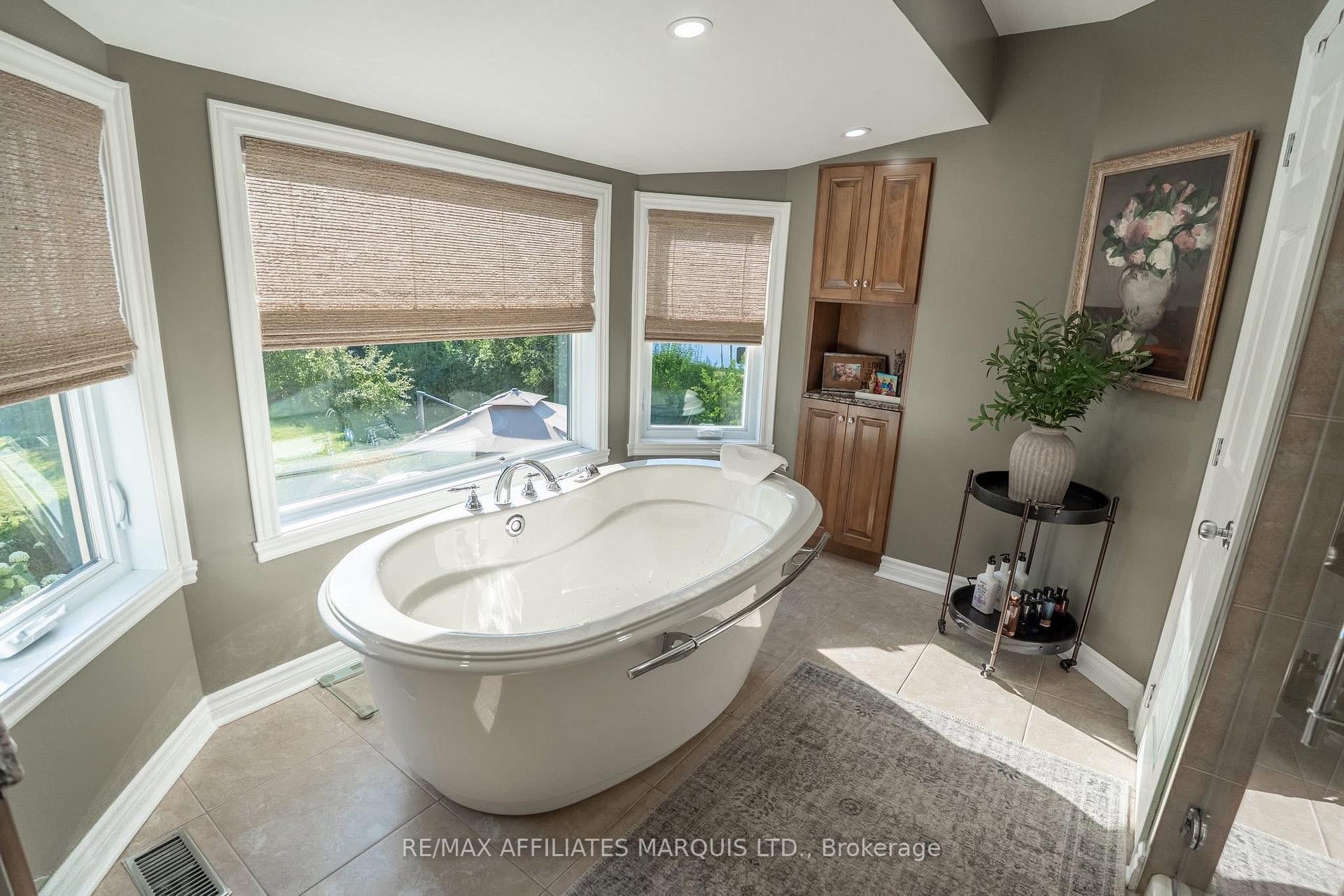 Photo 35 of 1733 Blakely Drive, Cornwall — HOMEH
