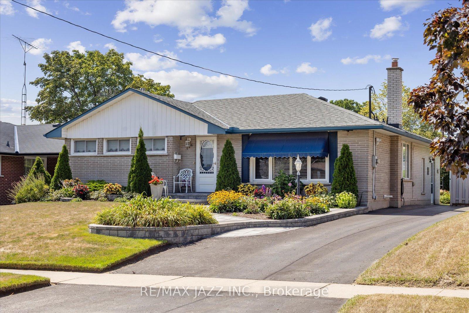 Photo 1 of 606 Gibbons Street, Oshawa, McLaughlin — HOMEH