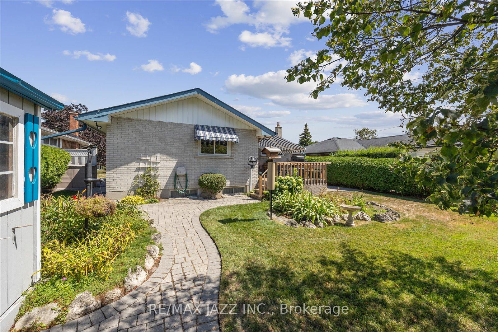 Photo 14 of 606 Gibbons Street, Oshawa, McLaughlin — HOMEH