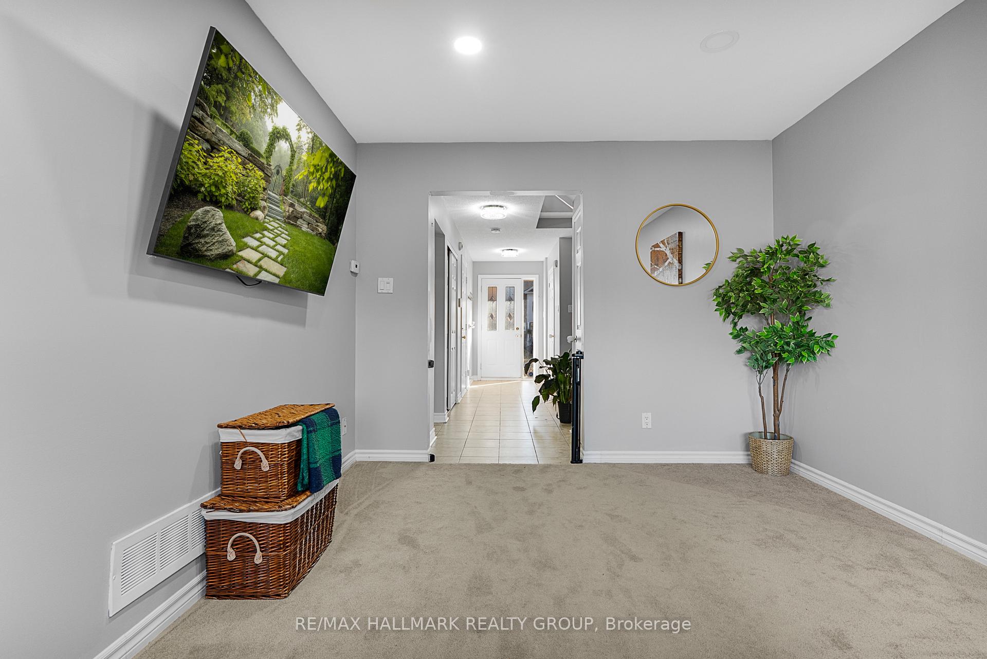 Photo 7 of 93 Cedarock Drive, Ottawa, Kanata - Bridlewood — HOMEH