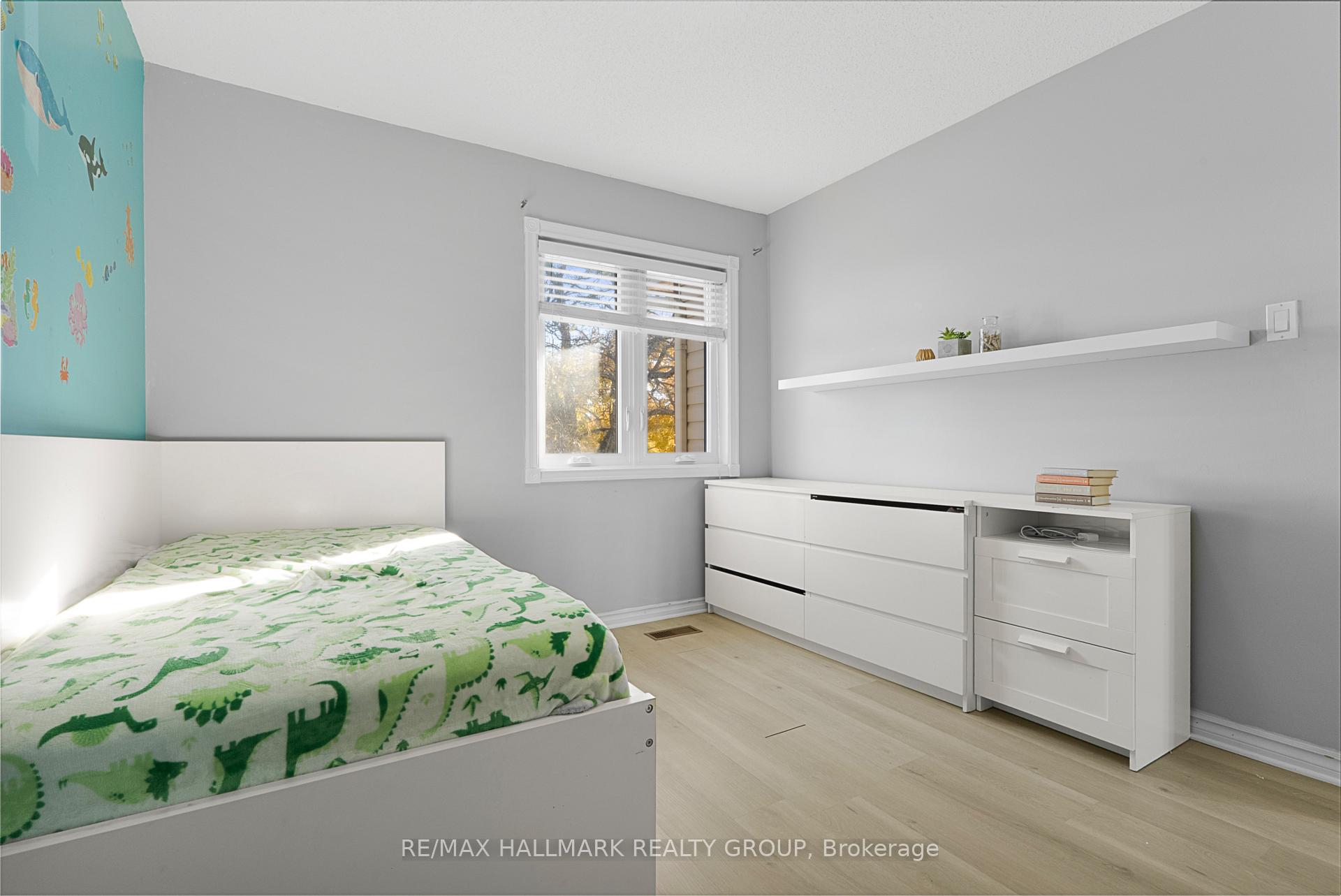 Photo 16 of 93 Cedarock Drive, Ottawa, Kanata - Bridlewood — HOMEH