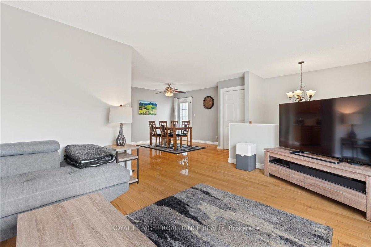 Photo 9 of 19 Fleming Road, Quinte West, Trenton Ward — HOMEH
