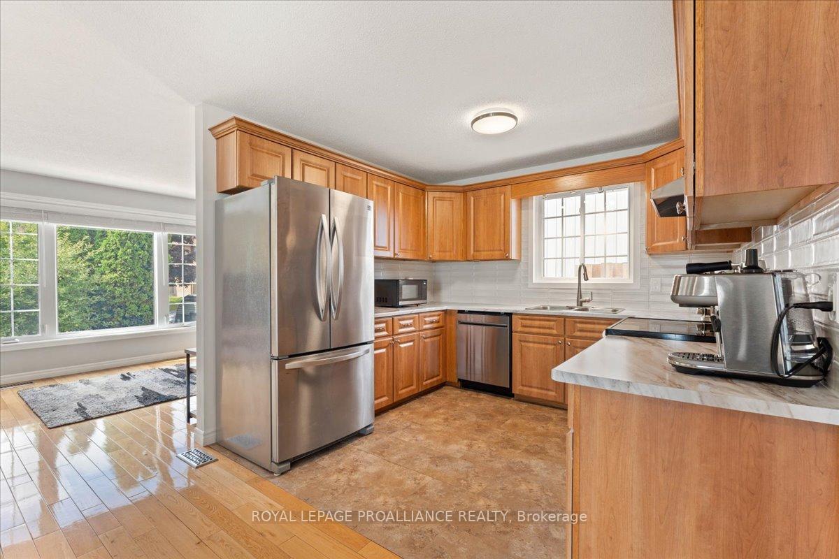 Photo 18 of 19 Fleming Road, Quinte West, Trenton Ward — HOMEH