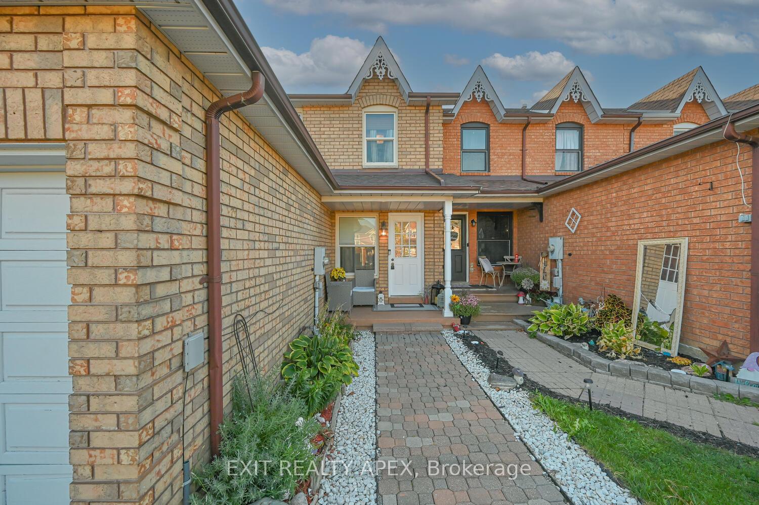 Photo 7 of 138 Heydon Avenue E, New Tecumseth, Alliston — HOMEH