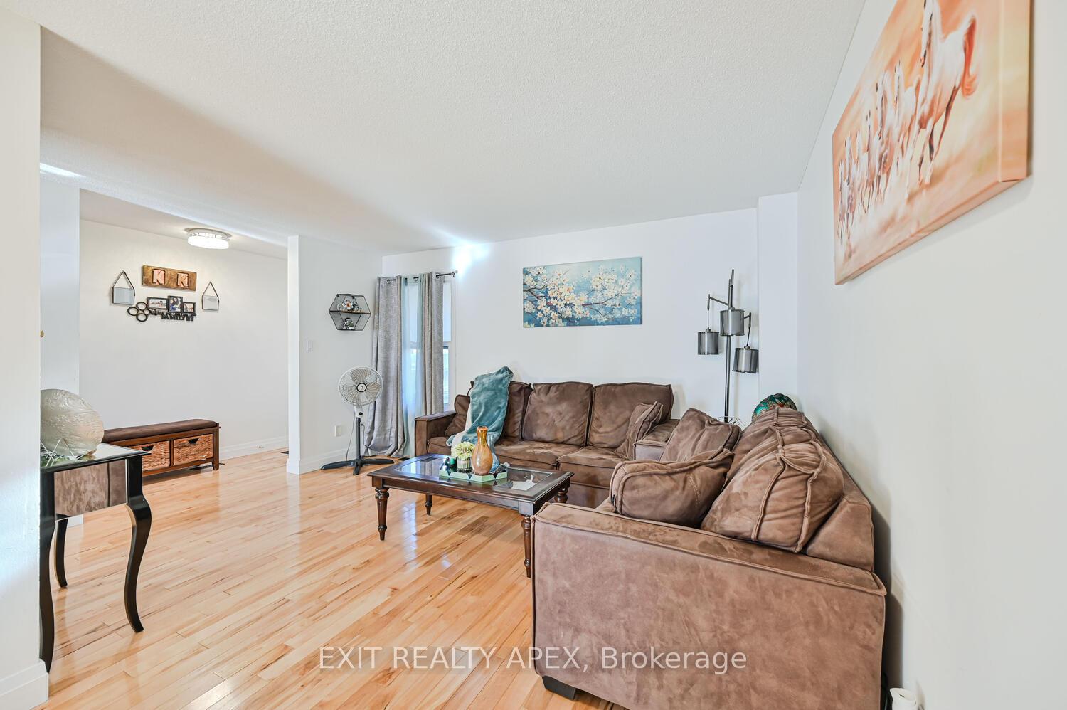 Photo 9 of 138 Heydon Avenue E, New Tecumseth, Alliston — HOMEH