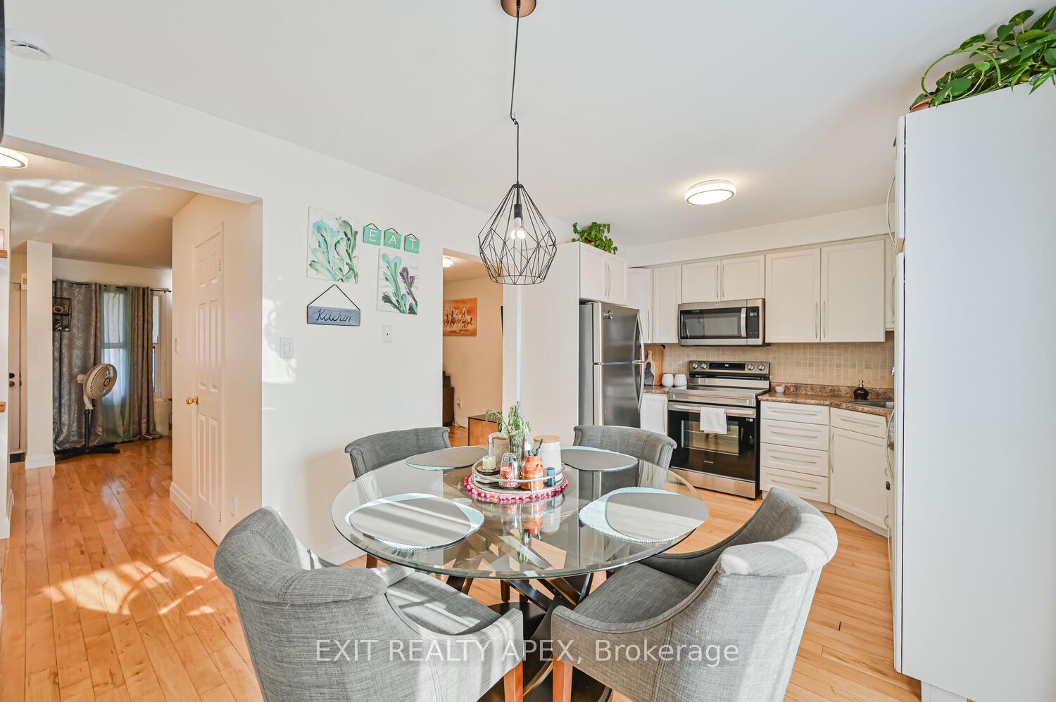 Photo 27 of 138 Heydon Avenue E, New Tecumseth, Alliston — HOMEH