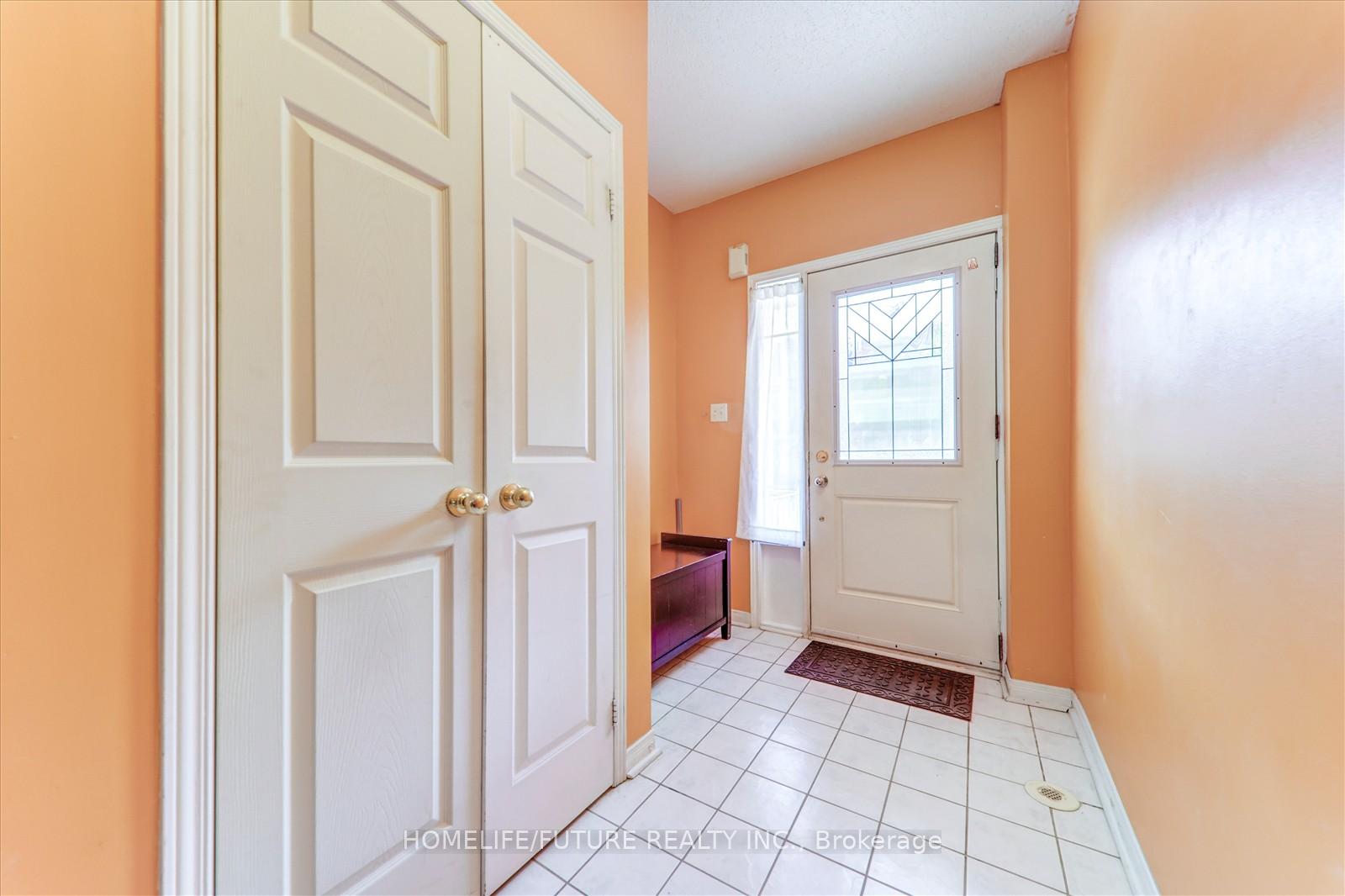 Photo 2 of 6 Guillet Street, Toronto, O'Connor-Parkview — HOMEH