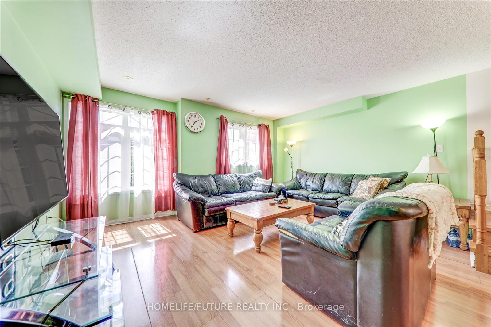 Photo 8 of 6 Guillet Street, Toronto, O'Connor-Parkview — HOMEH