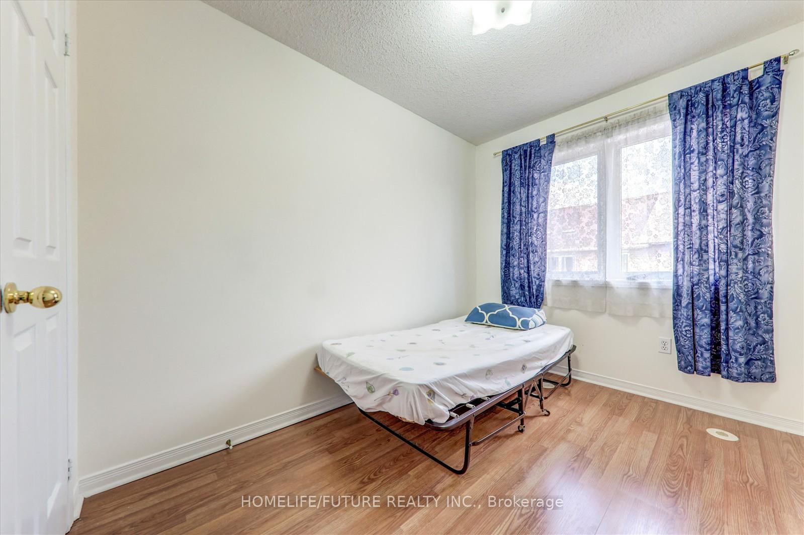 Photo 22 of 6 Guillet Street, Toronto, O'Connor-Parkview — HOMEH