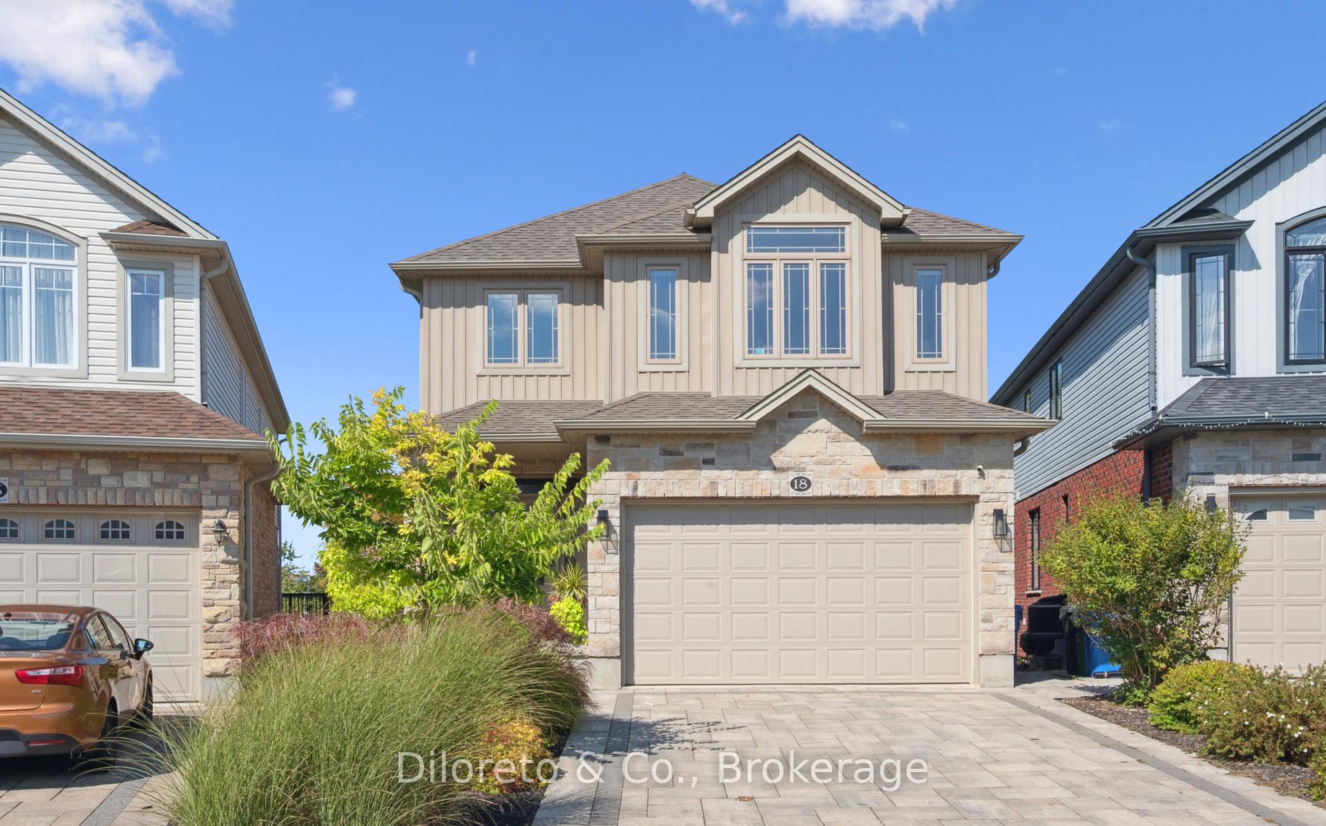 Photo 11 of 18 McIntyre Court, Guelph, Pineridge/Westminster Woods — HOMEH