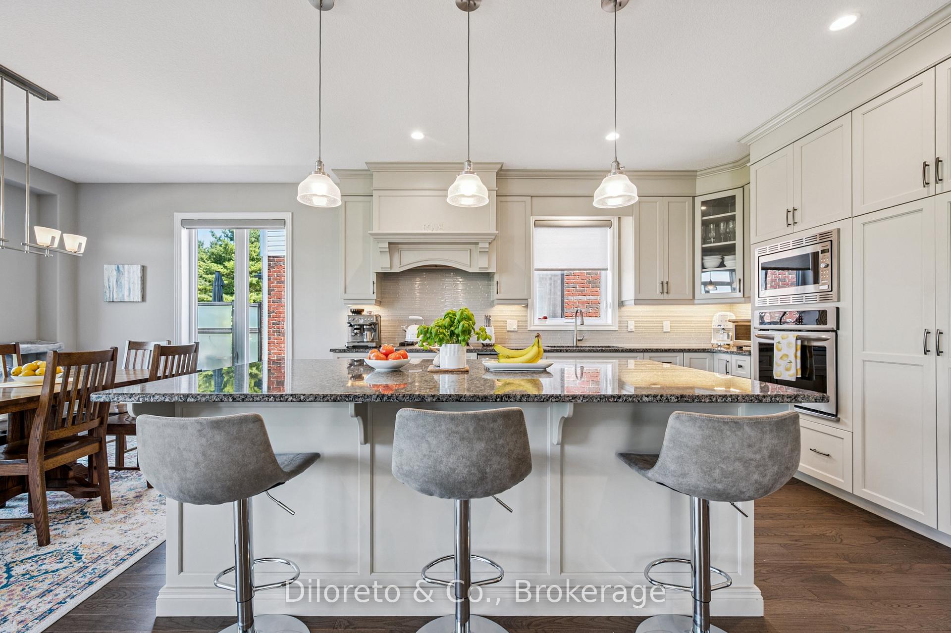 Photo 13 of 18 McIntyre Court, Guelph, Pineridge/Westminster Woods — HOMEH