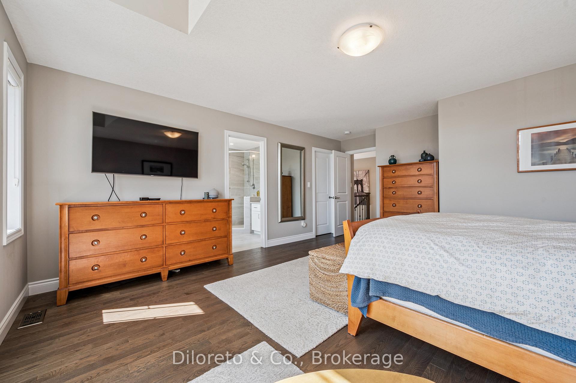 Photo 31 of 18 McIntyre Court, Guelph, Pineridge/Westminster Woods — HOMEH