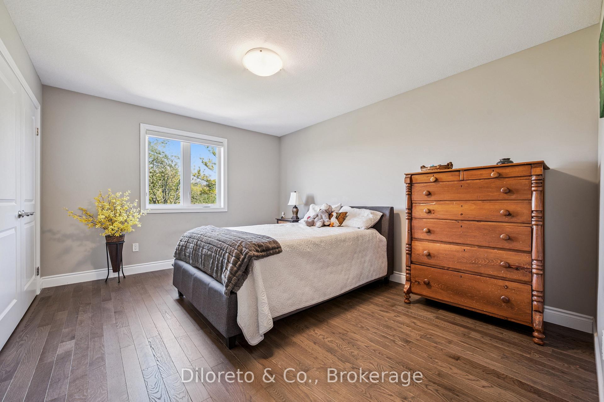 Photo 22 of 18 McIntyre Court, Guelph, Pineridge/Westminster Woods — HOMEH