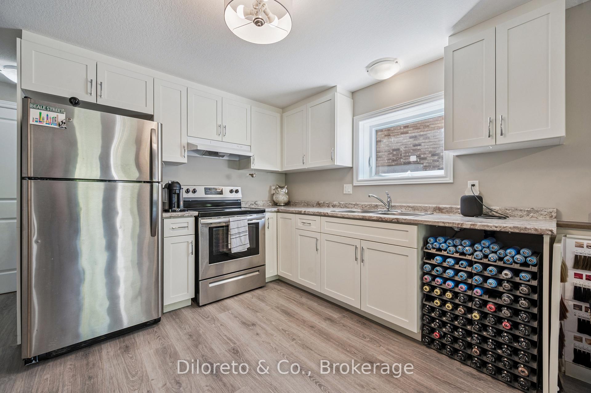 Photo 23 of 18 McIntyre Court, Guelph, Pineridge/Westminster Woods — HOMEH